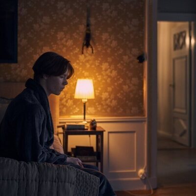 Edvin Ryding en 1x01 'Episodio 1' de 'Jóvenes altezas'