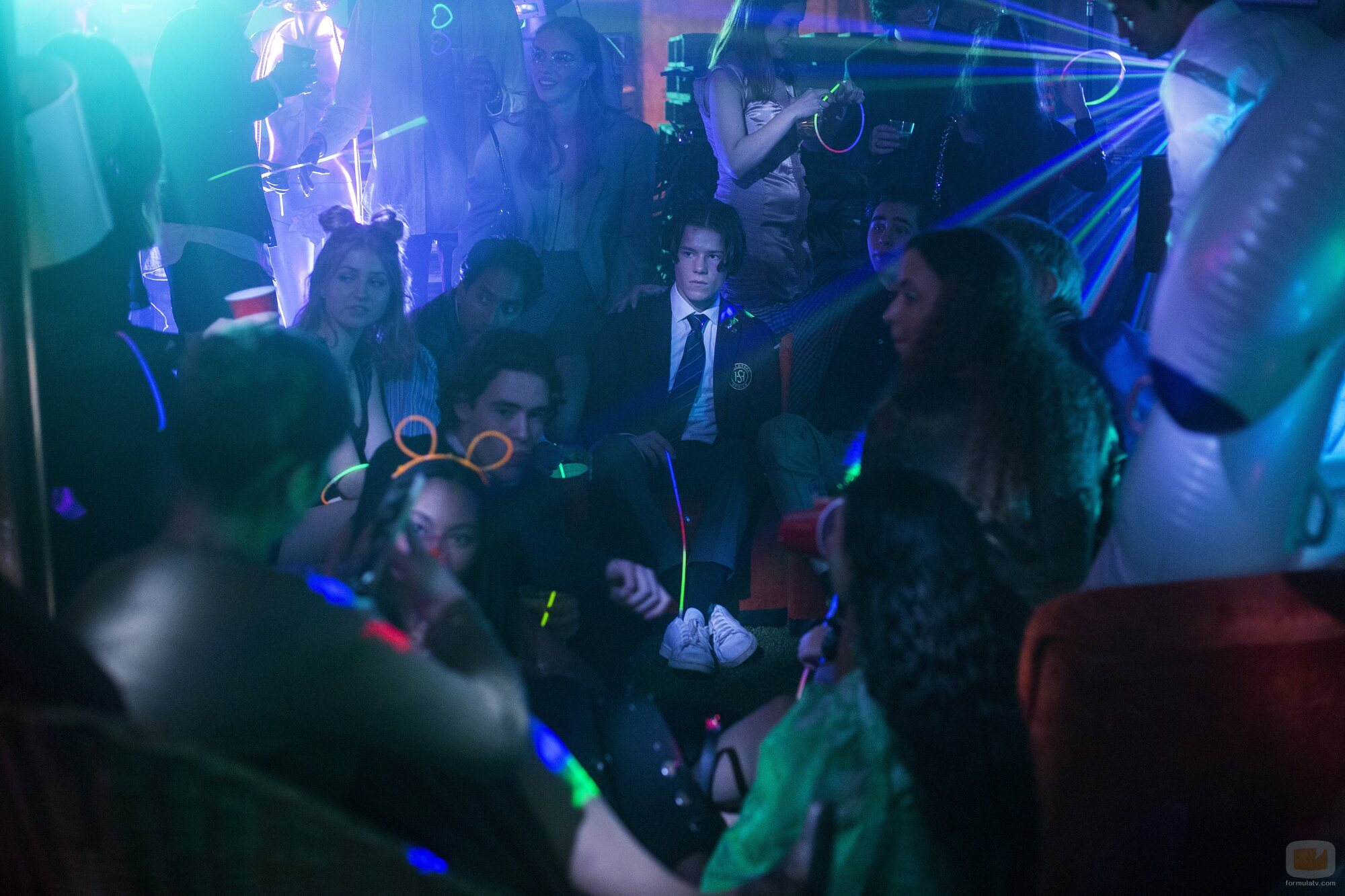 Edvin Ryding en 1x01 titulado 'Episodio 1' de 'Jóvenes altezas'
