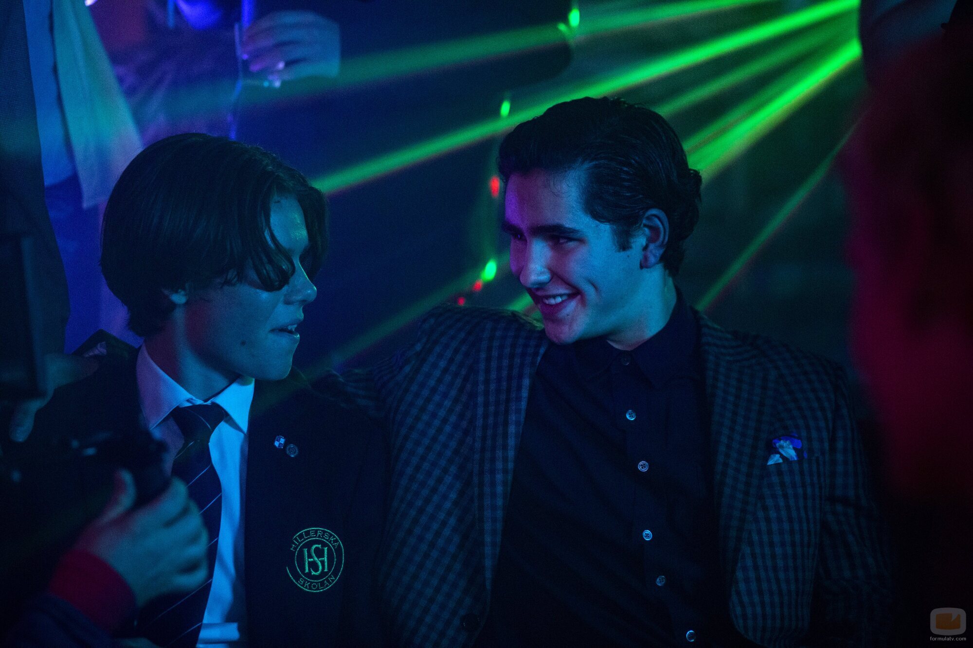 Still de Edvin Ryding y Malte Gårdinger en 1x01 titulado 'Episodio 1' de 'Jóvenes altezas'