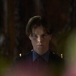 Escena de Edvin Ryding en 1x01 'Episodio 1' de 'Jóvenes altezas'