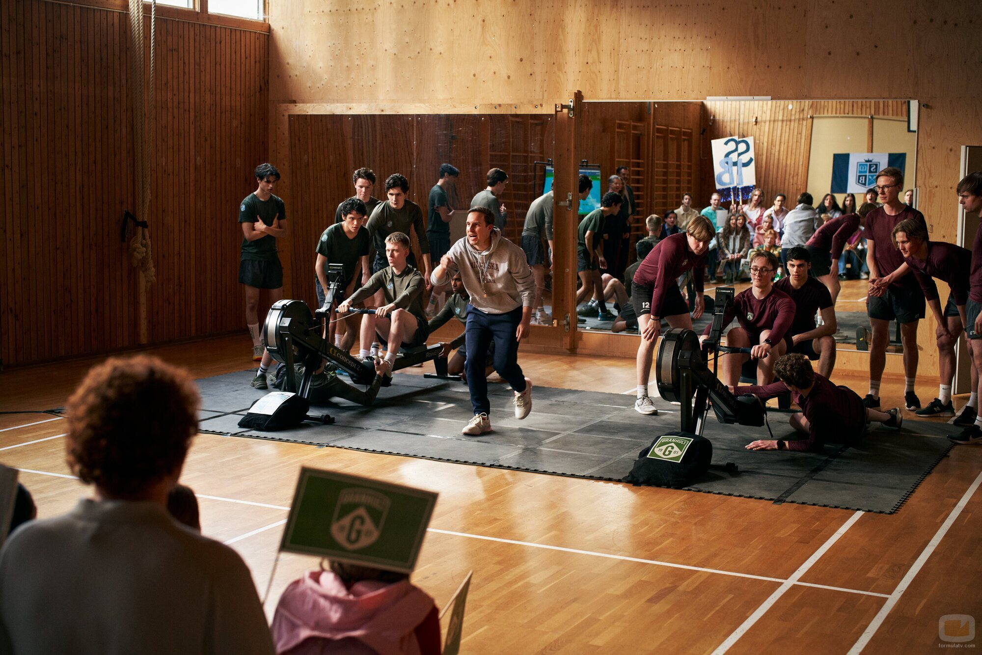 2x03 titulado 'Episodio 3' de 'Jóvenes altezas'