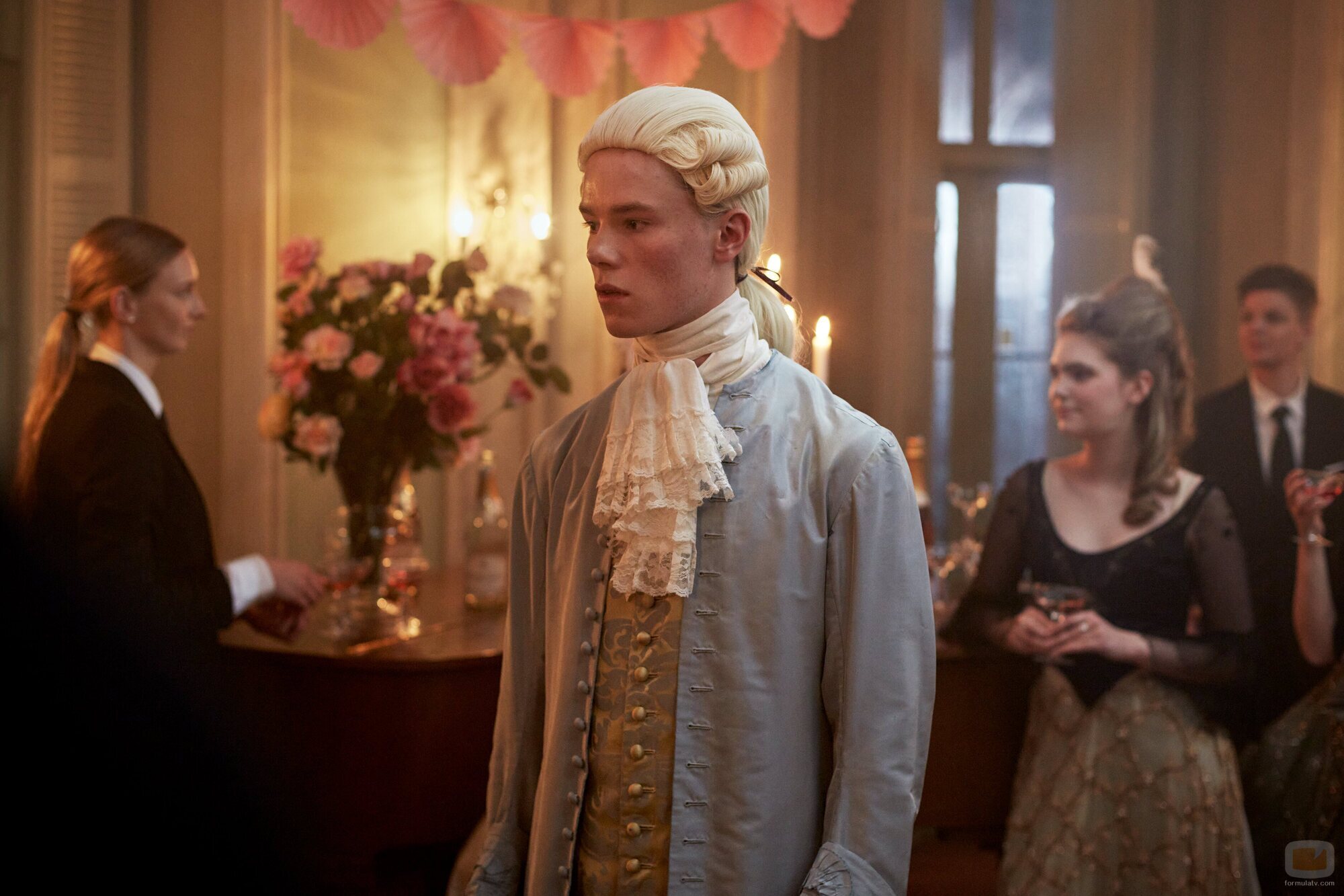 Edvin Ryding en 2x04 titulado 'Episodio 4' de 'Jóvenes altezas'