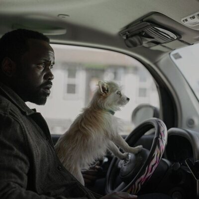 Brian Tyree Henry en el 1x03 de 'Dope Thief'