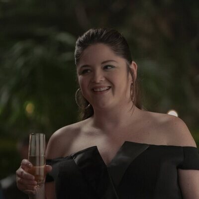 Megan Stalter en Capítulo 1 titulado 'Una Chica Grande y Valiente' de 'Hacks'