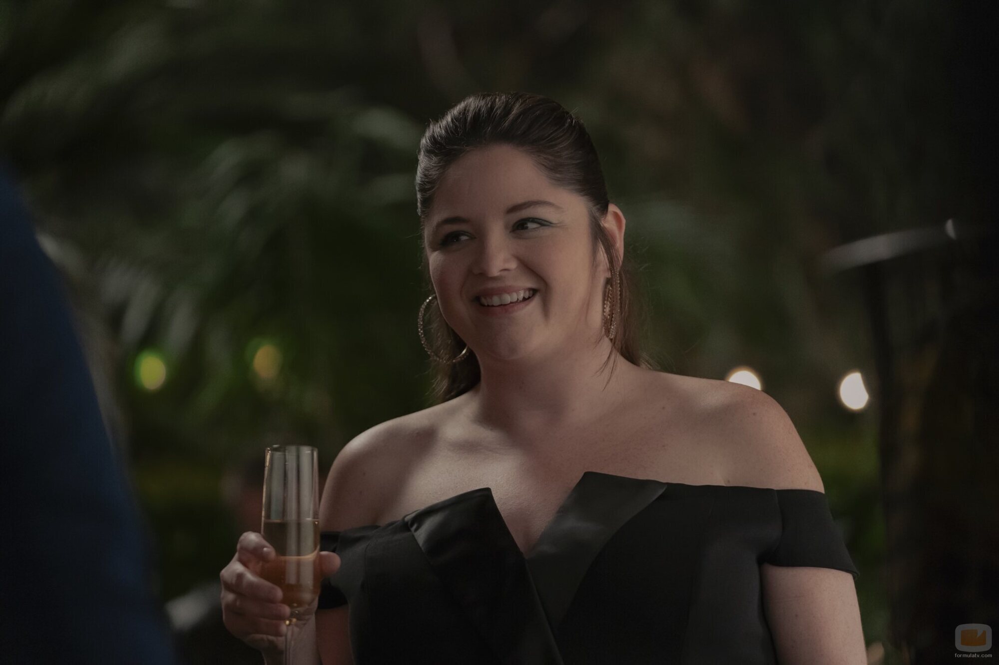 Megan Stalter en Capítulo 1 titulado 'Una Chica Grande y Valiente' de 'Hacks'