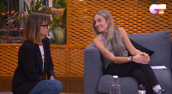 Noemí Galera junto a María Escarmiento durante su visita a &#39;OT 2020&#39;