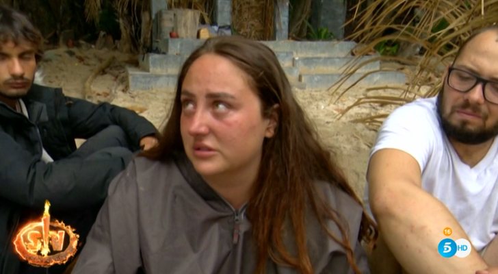 Rocío Flores charla sobre su familia con sus compañeros en 'Supervivientes 2020'