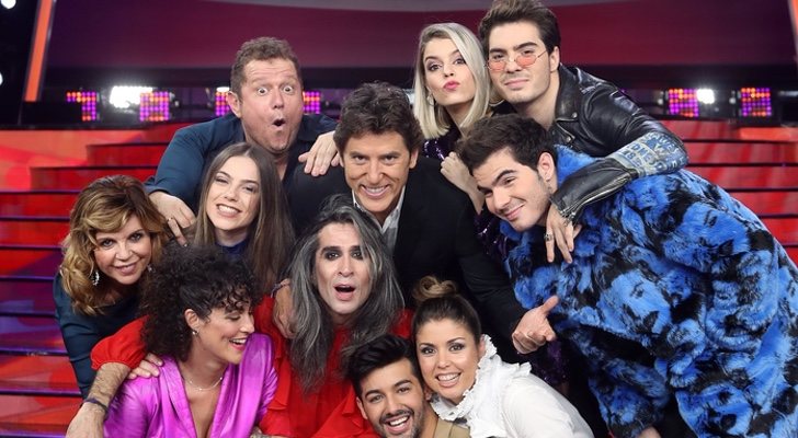 Manel Fuentes y los concursantes de 'Tu cara me suena 8'