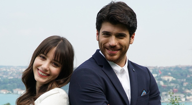 Özge Gürel y Can Yaman en &#39;Dolunay&#39;