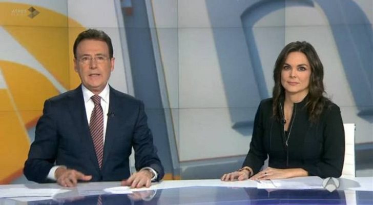 Matías Prats y Mónica Carrillo presentan 'Antena 3 noticias fin de semana'