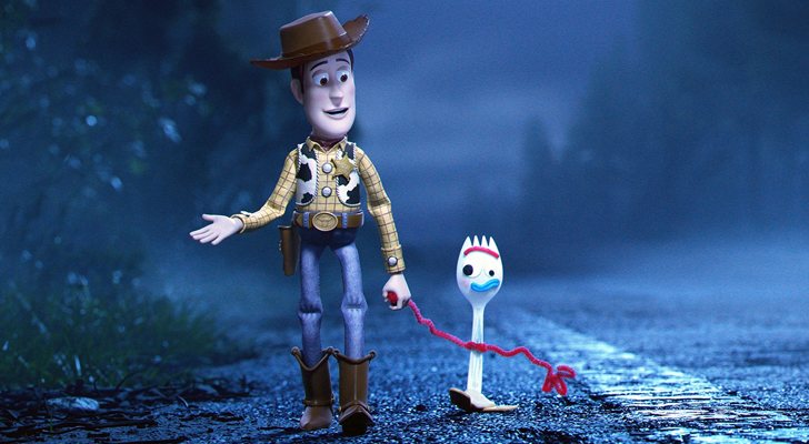 Woody y Forky en "Toy Story 4"