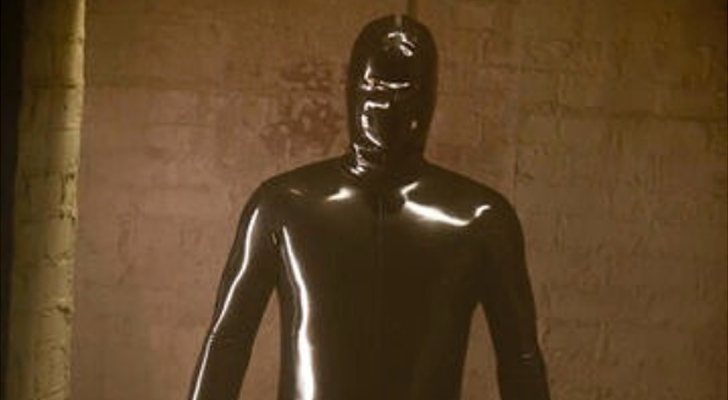 La foto de Ryan Murphy para anunciar el regreso del Hombre de Goma