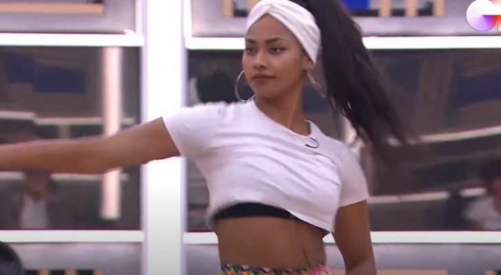 Nia en el primer pase de micros de la Gala 10 de 'OT 2020'