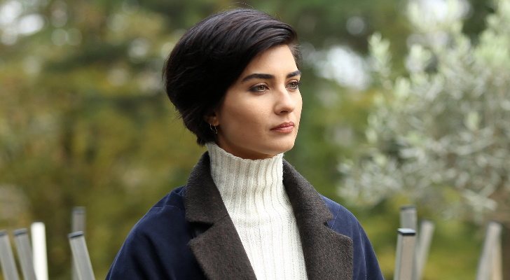 Tuba Büyüküstün en 'Sühan: Venganza y amor'