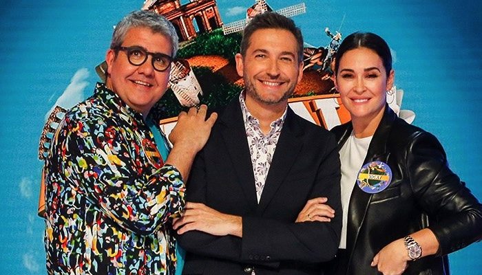 Florentino Fernández, Frank Blanco y Vicky Martín Berrocal, en el plató de 'Typical Spanish'