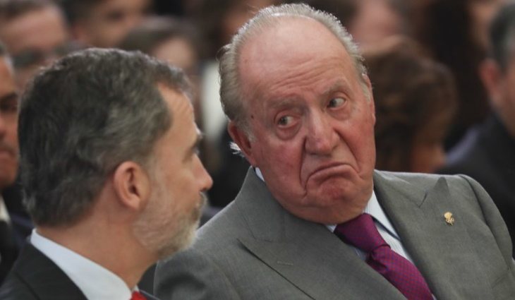 El rey emérito junto a su sucesor Felipe VI