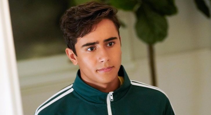 Michael Cimino en &#39;Love, Victor&#39;