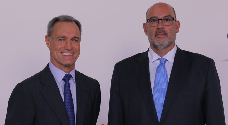 Silvio González, consejero delegado de Atresmedia y Emilio Gayo, presidente de Telefónica España