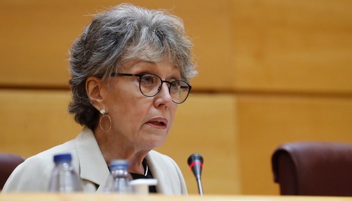 Rosa María Mateo responde en Comisión Mixta