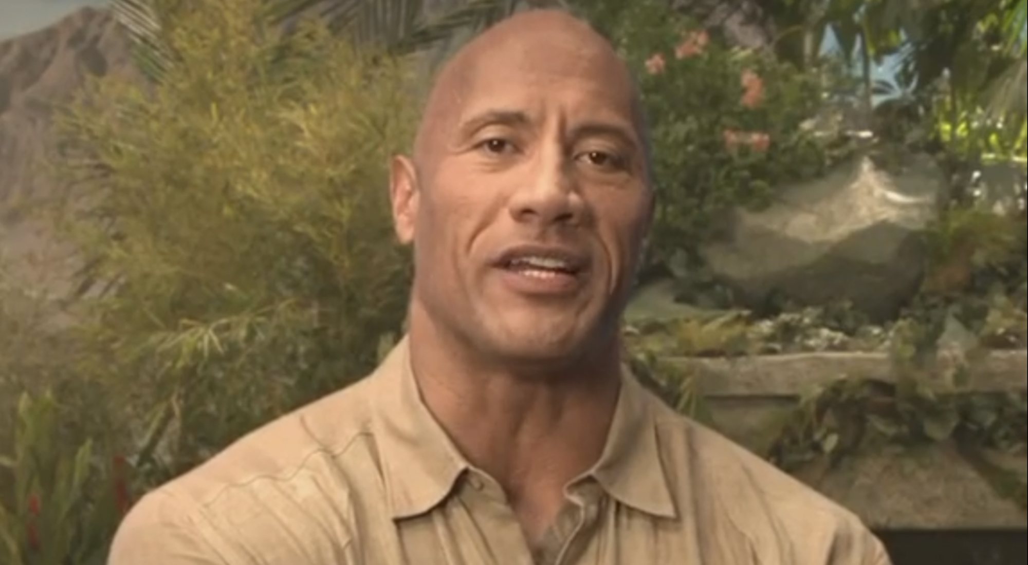 El actor Dwayne Johnson en uno de sus tiktoks