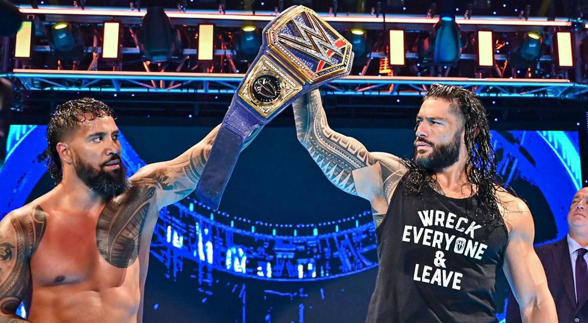 &#39;WWE Friday Night SmackDown&#39; sigue reinando en la noche del viernes