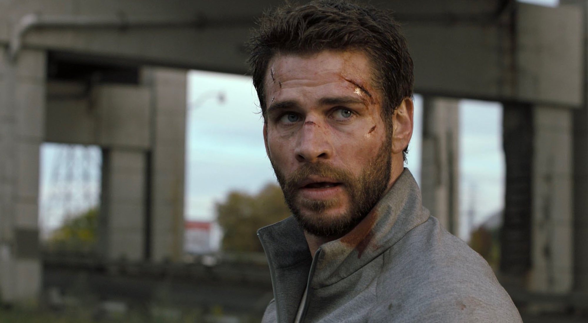 Liam Hemsworth en 'Most Dangerous Game', una de las series de lanzamiento de Quibi
