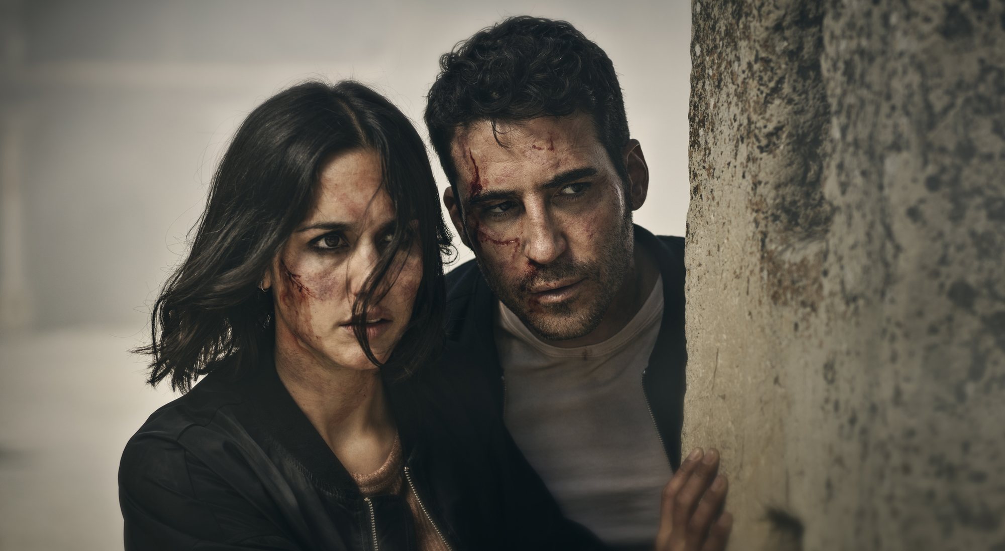 Megan Montaner y Miguel Ángel Silvestre en '30 monedas'