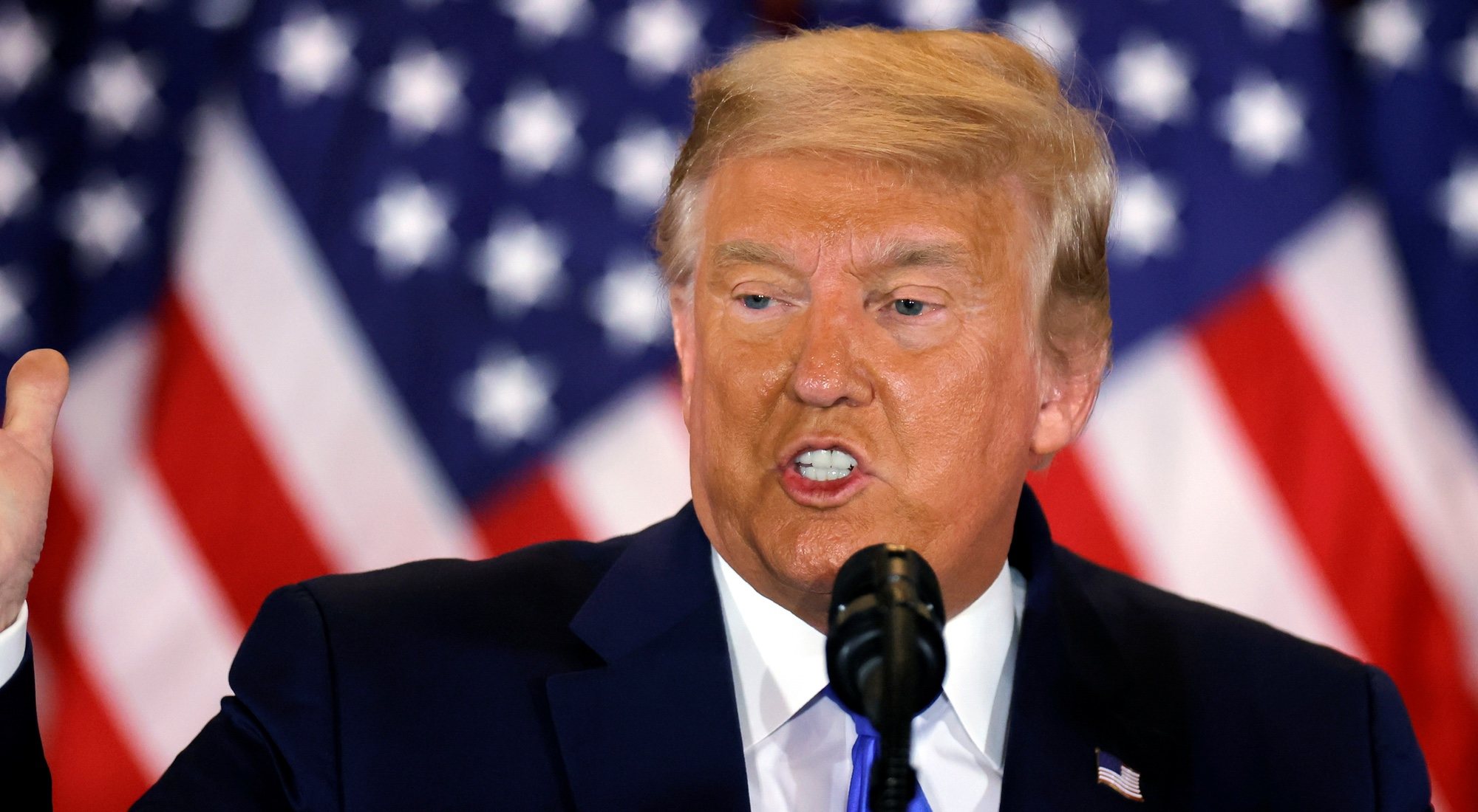 Donald Trump comparece tras los primeros escrutinios de votos