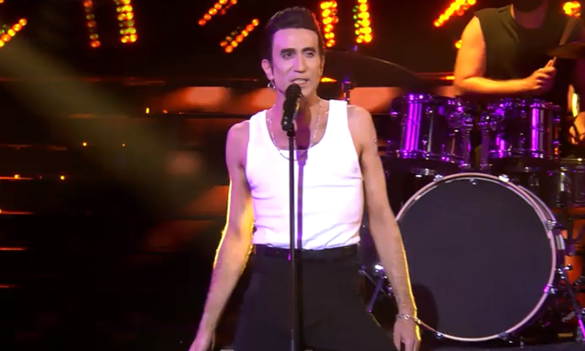 Mario Vaquerizo como Loquillo en 'Tu cara me suena 8'