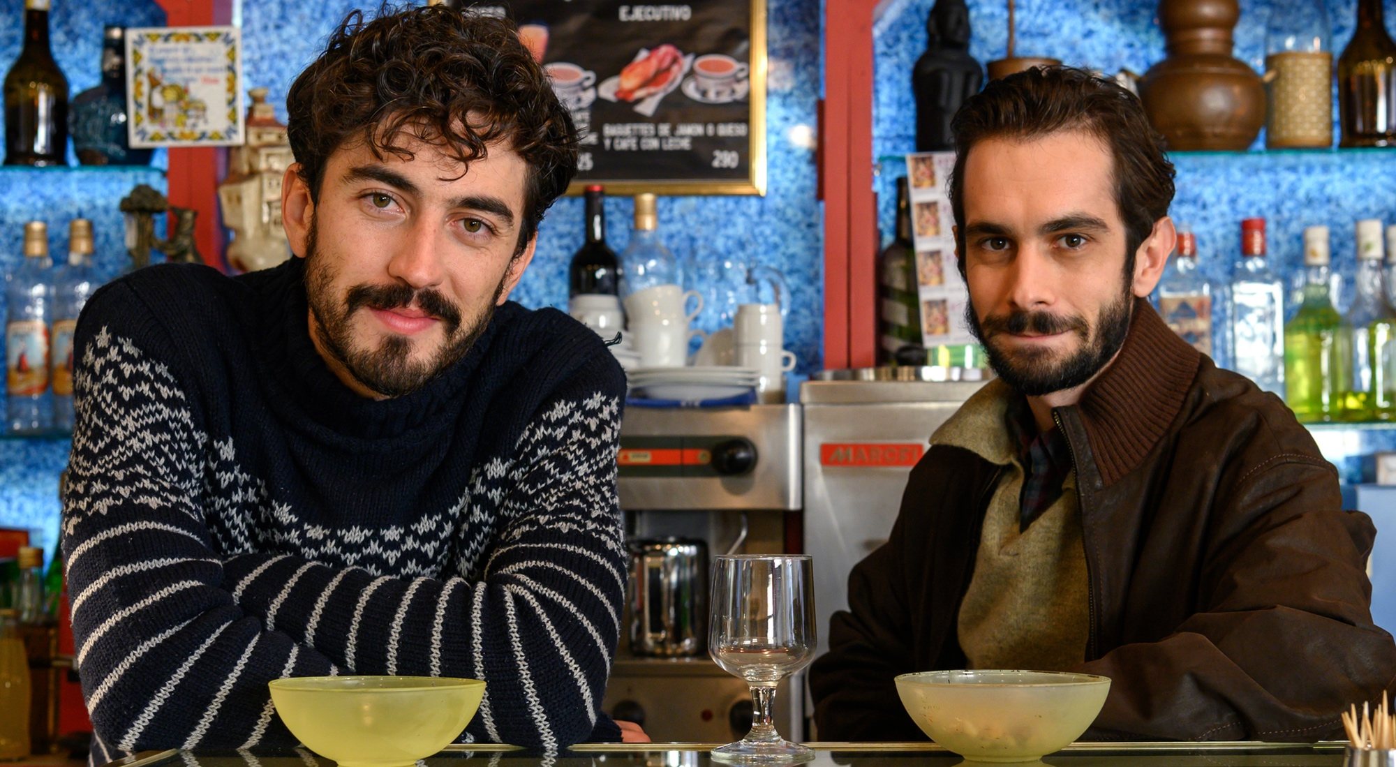 Santi Crespo y Manu Dios en la temporada 21 de 'Cuéntame cómo pasó'