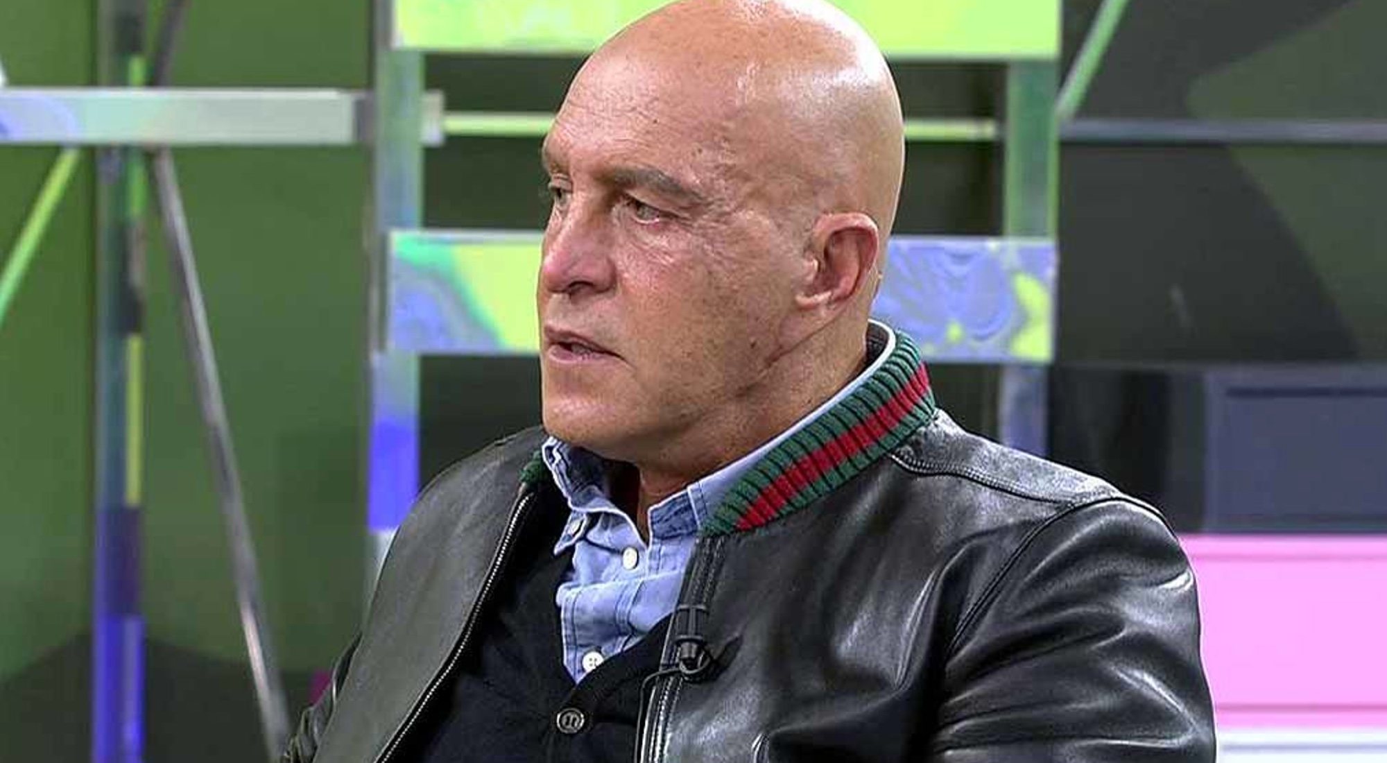 Kiko Matamoros señala al padre y al hermano de Javier Tudela en 'Sálvame'