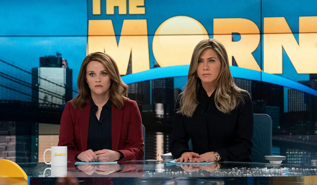 Reese Witherspoon y Jennifer Aniston como Alex y Levy en 'The Morning Show'