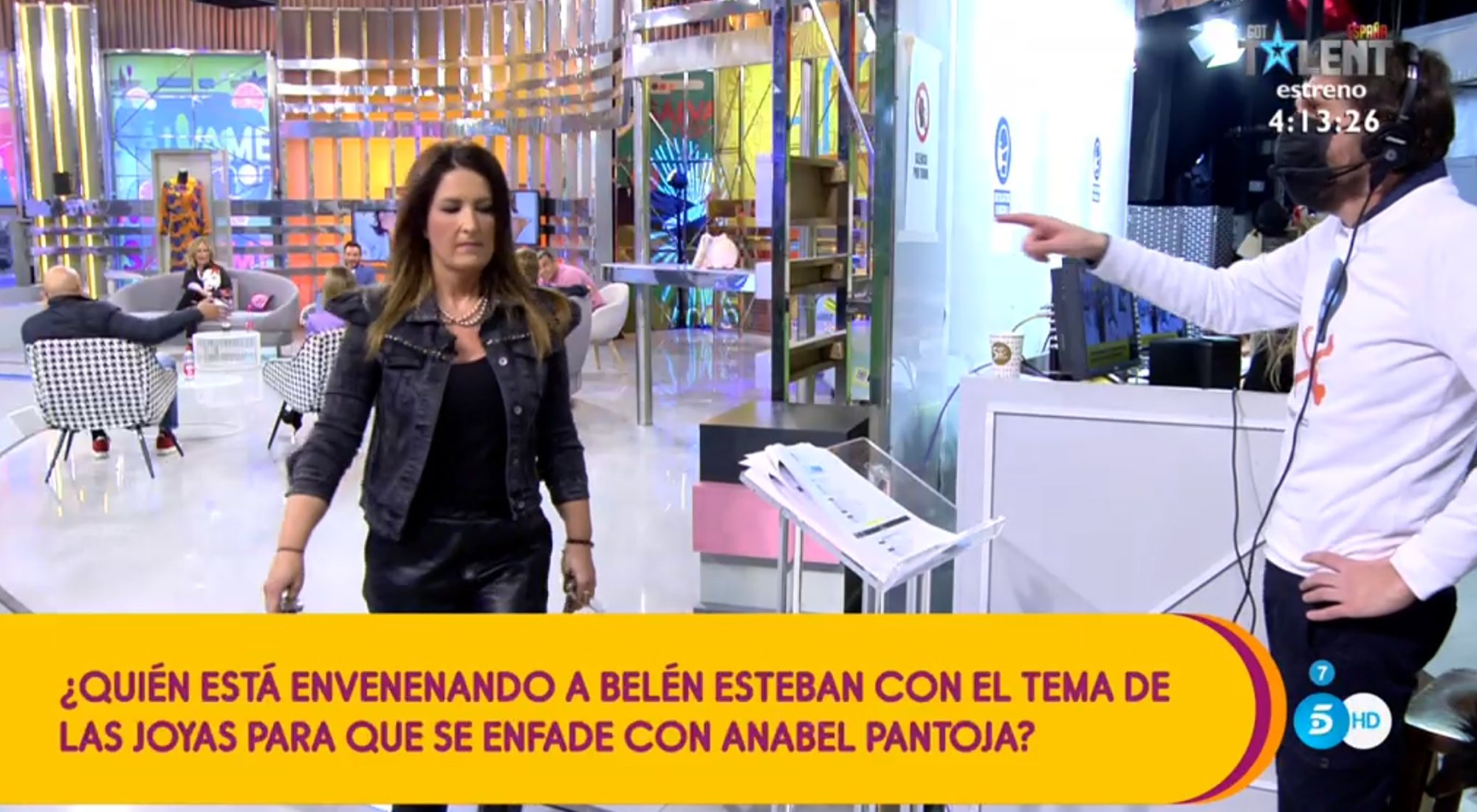 Alberto Díaz expulsa a Laura Fa del plató de &#39;Sálvame&#39;