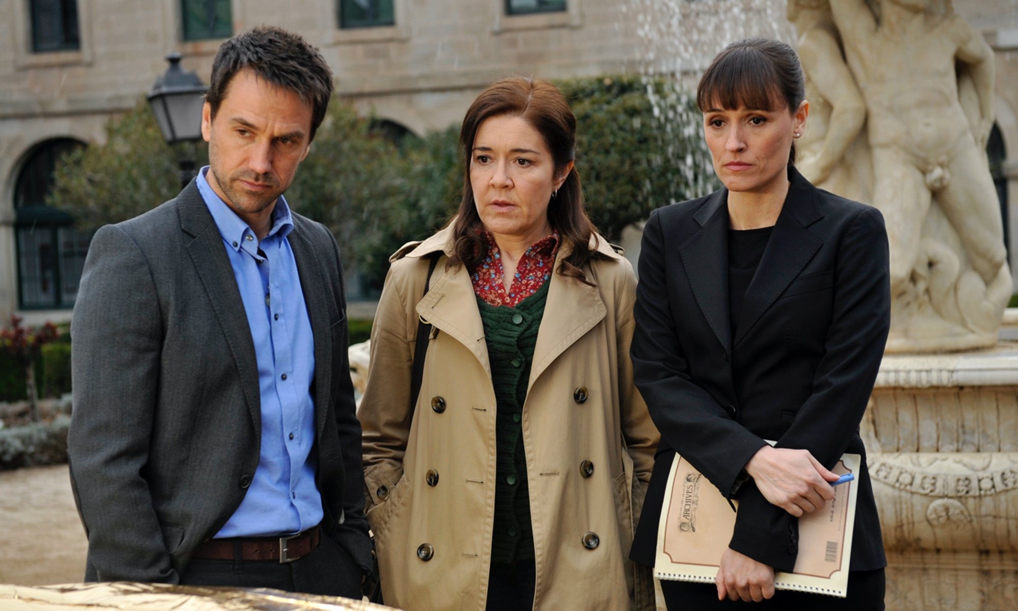 Oriol Tarrasón, María Pujalte y Laura Pamplona son Martín, Laura y Lidia en 'Los misterios de Laura'