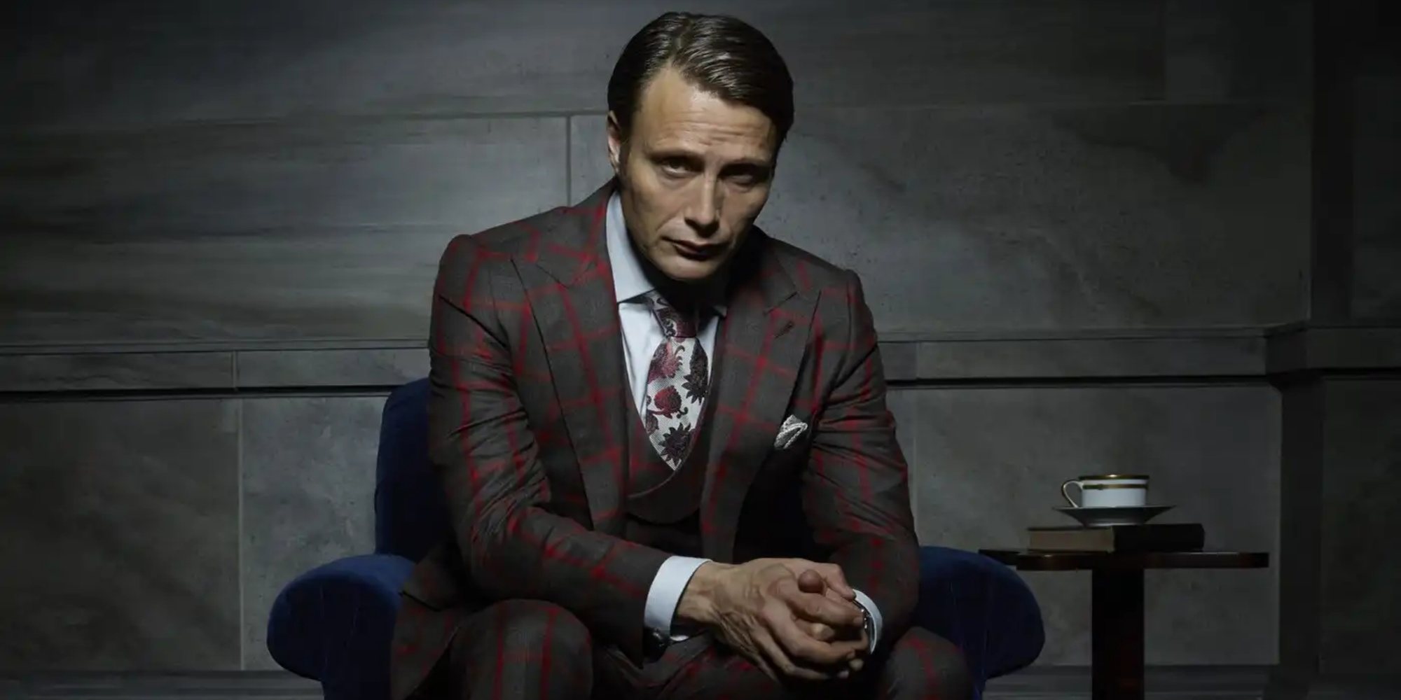 Mads Mikkelsen como Hannibal Lecter en la serie de NBC