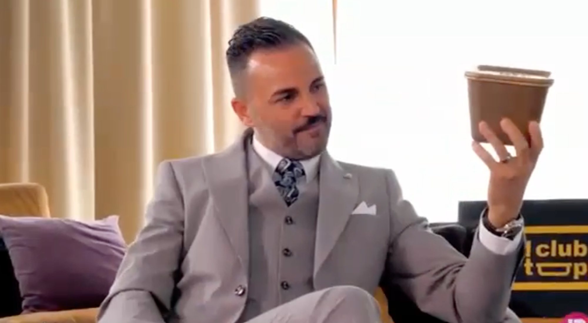 Santi Taura, presentador de &#39;El club del tupper&#39; en IB3