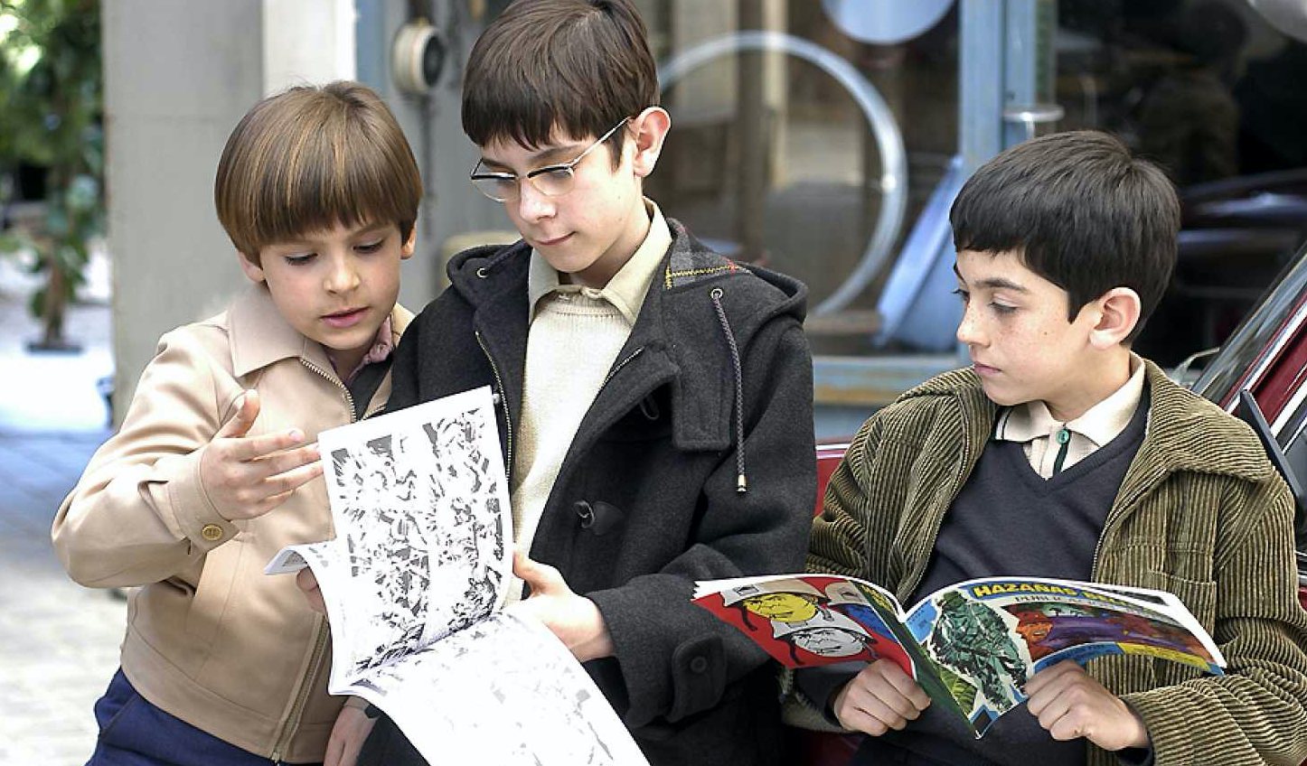 Carlos (Ricardo Gómez), Luis (Manu Dios) y Josete (Santi Crespo) en 'Cuéntame'