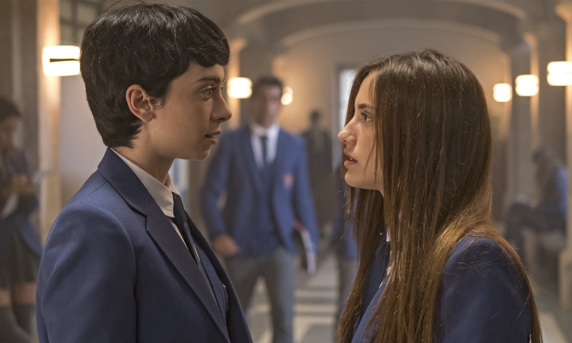 Claudia Riera (Inés y Asia Ortega (Amaia), en &#39;El internado: Las Cumbres&#39;