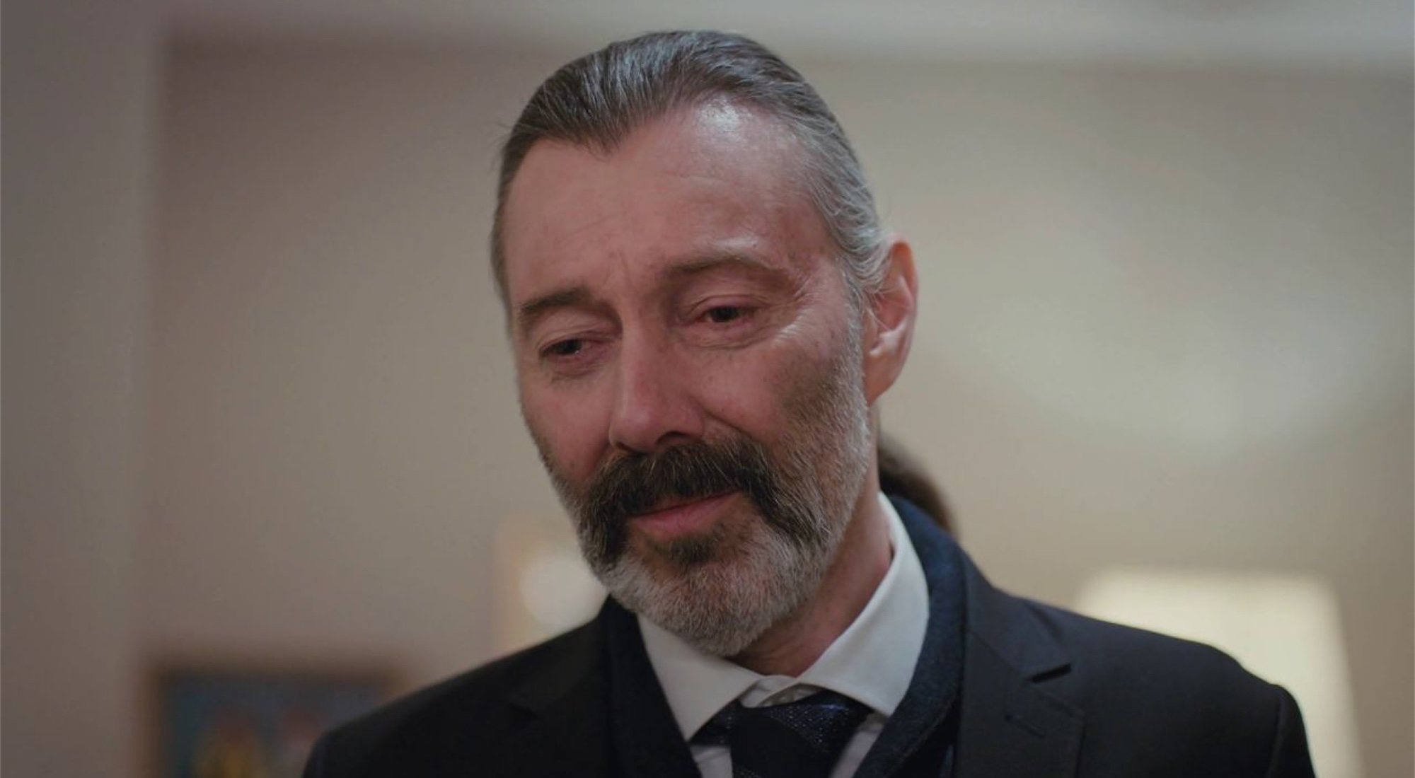 Nezir, personaje de &#39;Mujer&#39;