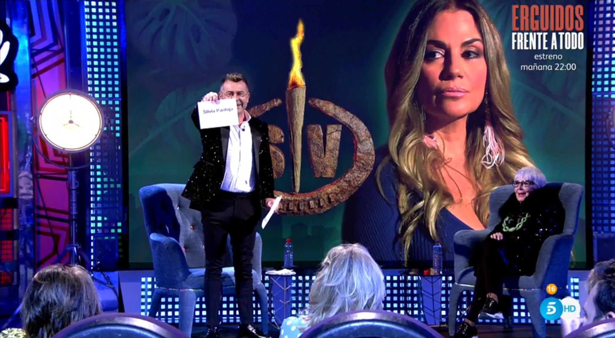 Jorge Javier anuncia en 'Sábado deluxe' el fichaje de Sylvia Pantoja por 'Supervivientes 2021'