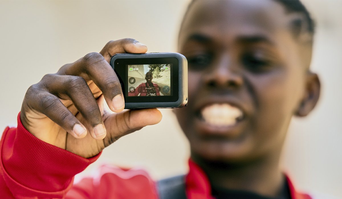 Los propios personajes usan cámaras para grabar en primera persona