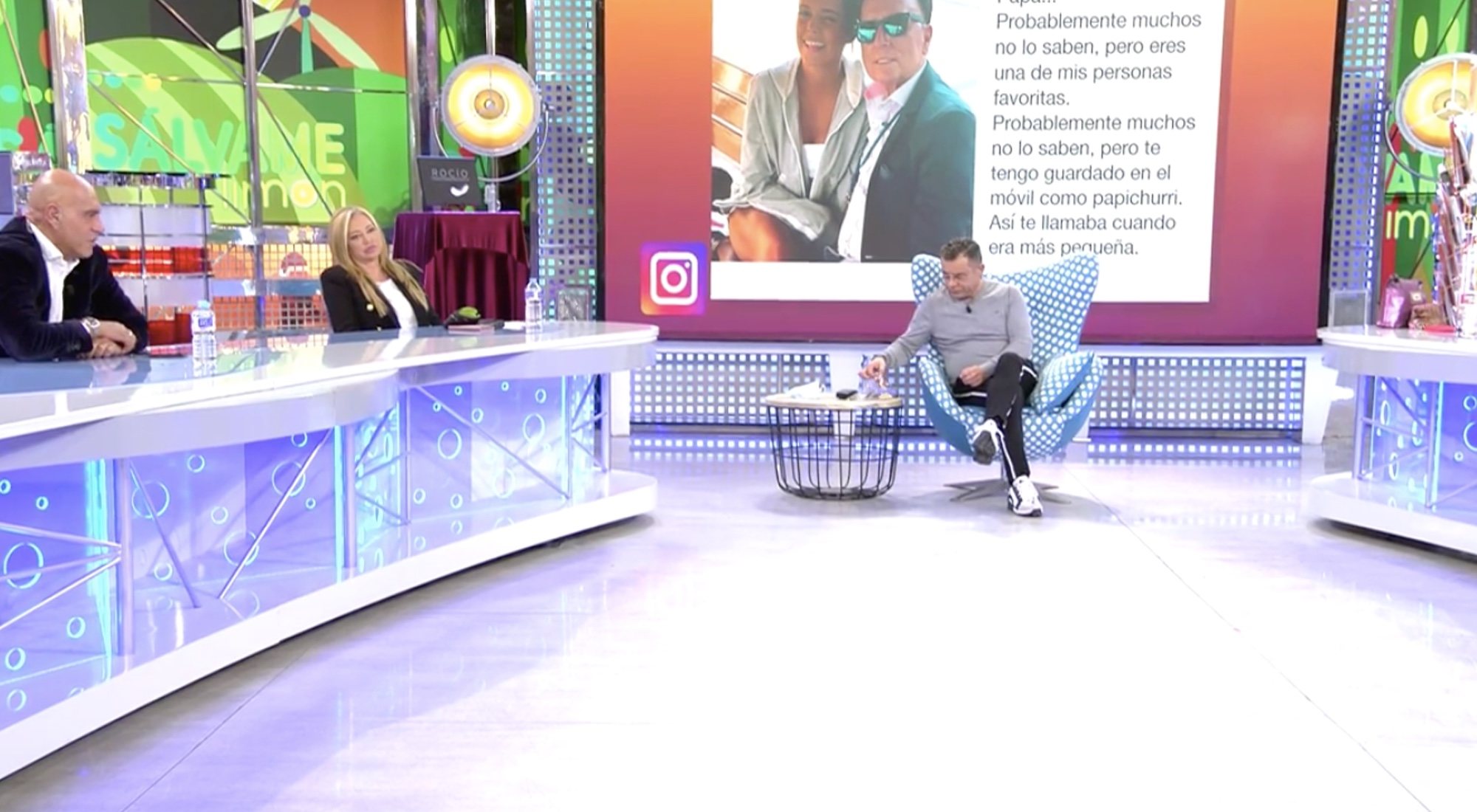 Belén Esteban junto a Jorge Javier Vázquez y Kiko Matamoros en el plató de 'Sálvame'