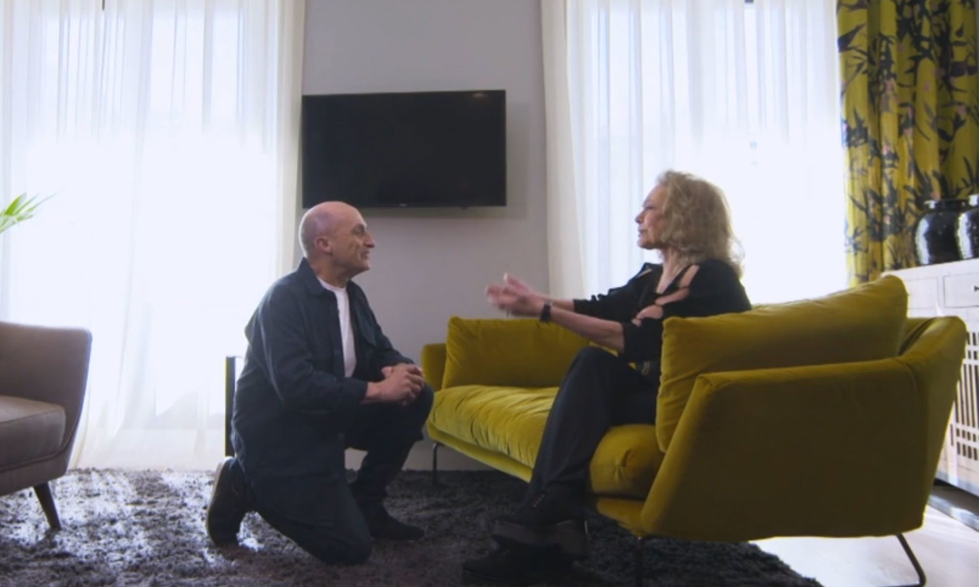 Pepe Viyuela y Mayra Gómez Kemp