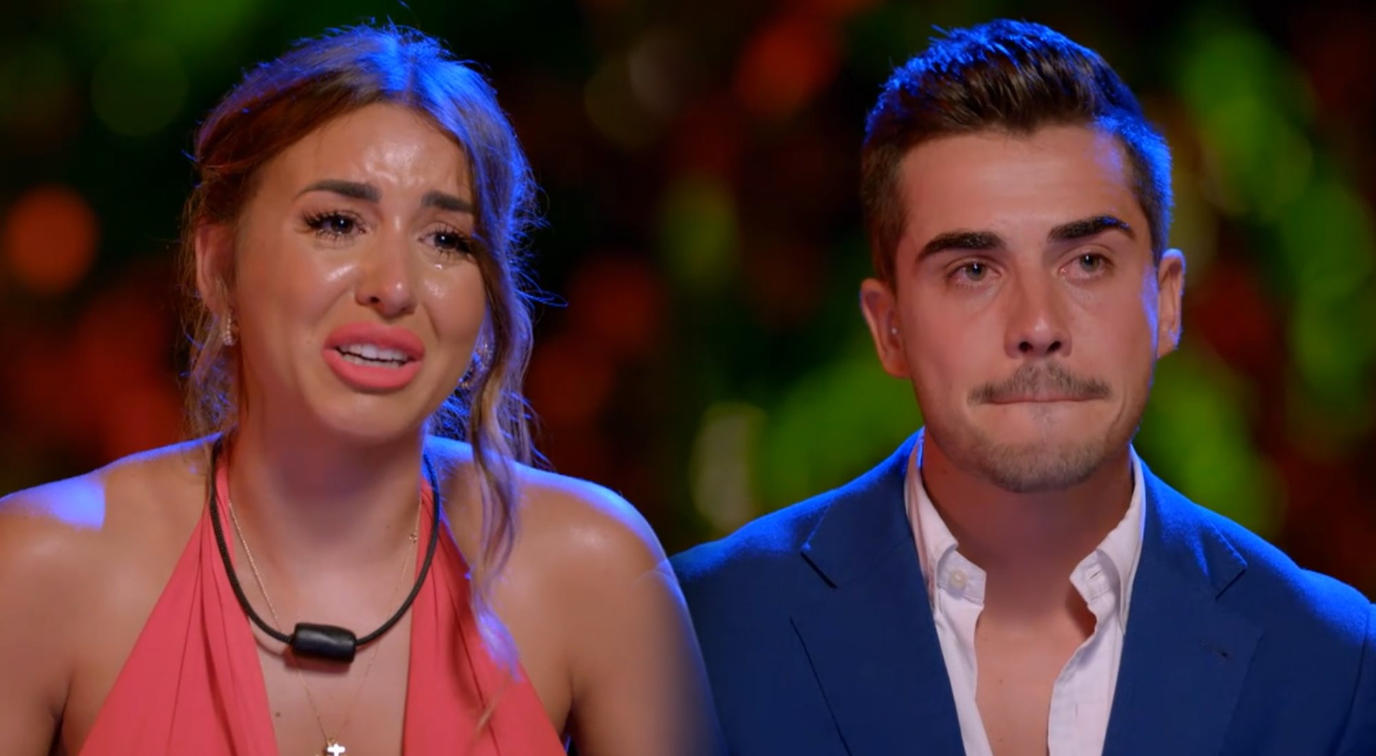 Marina y Jesús rompen a llorar antes de separarse en 'La isla de las tentaciones'