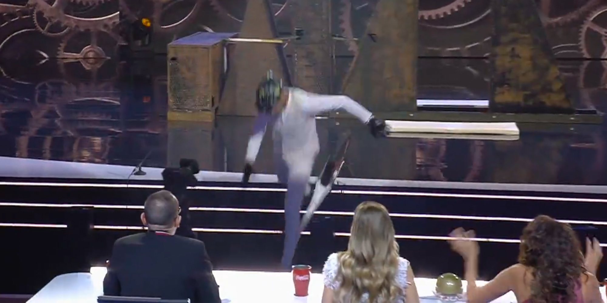 Caída del concursante de &#39;Got Talent España&#39;