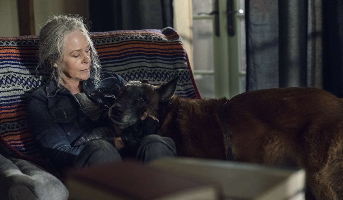 Carol y Dog en el 10x21 de 'The Walking Dead'