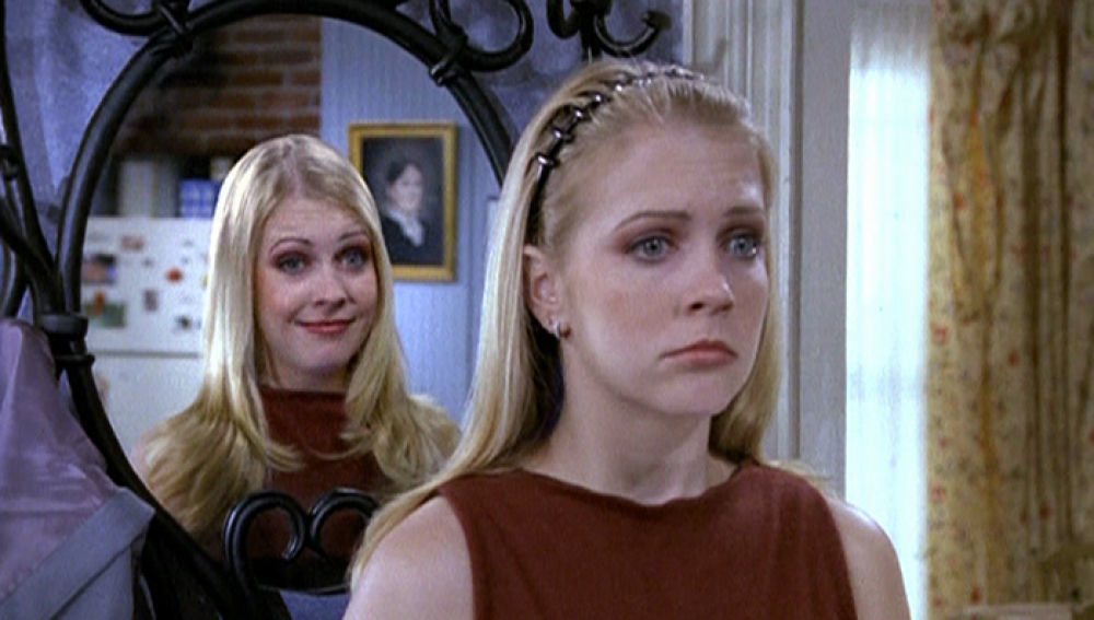 Una mujer, denunciada por no devolver un VHS de &#39;Sabrina, cosas de brujas&#39;