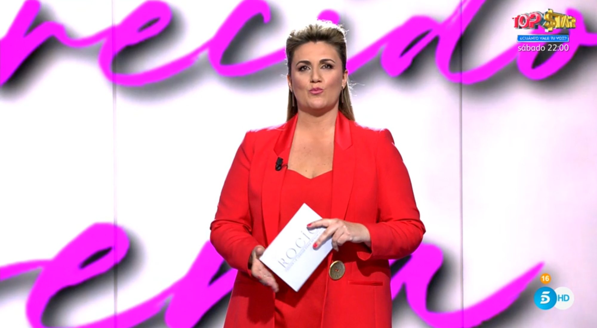 Carlota Corredera se dirige a Rocío Carrasco antes del desenlace de su docuserie