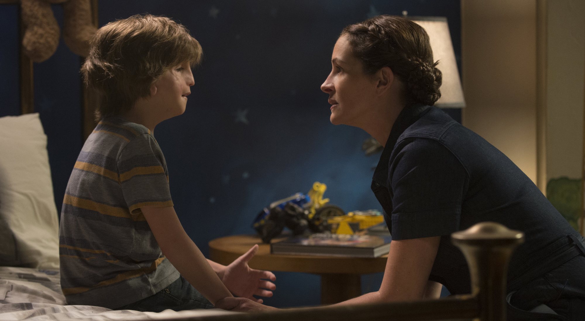 Jacob Tremblay y Julia Roberts en "Wonder