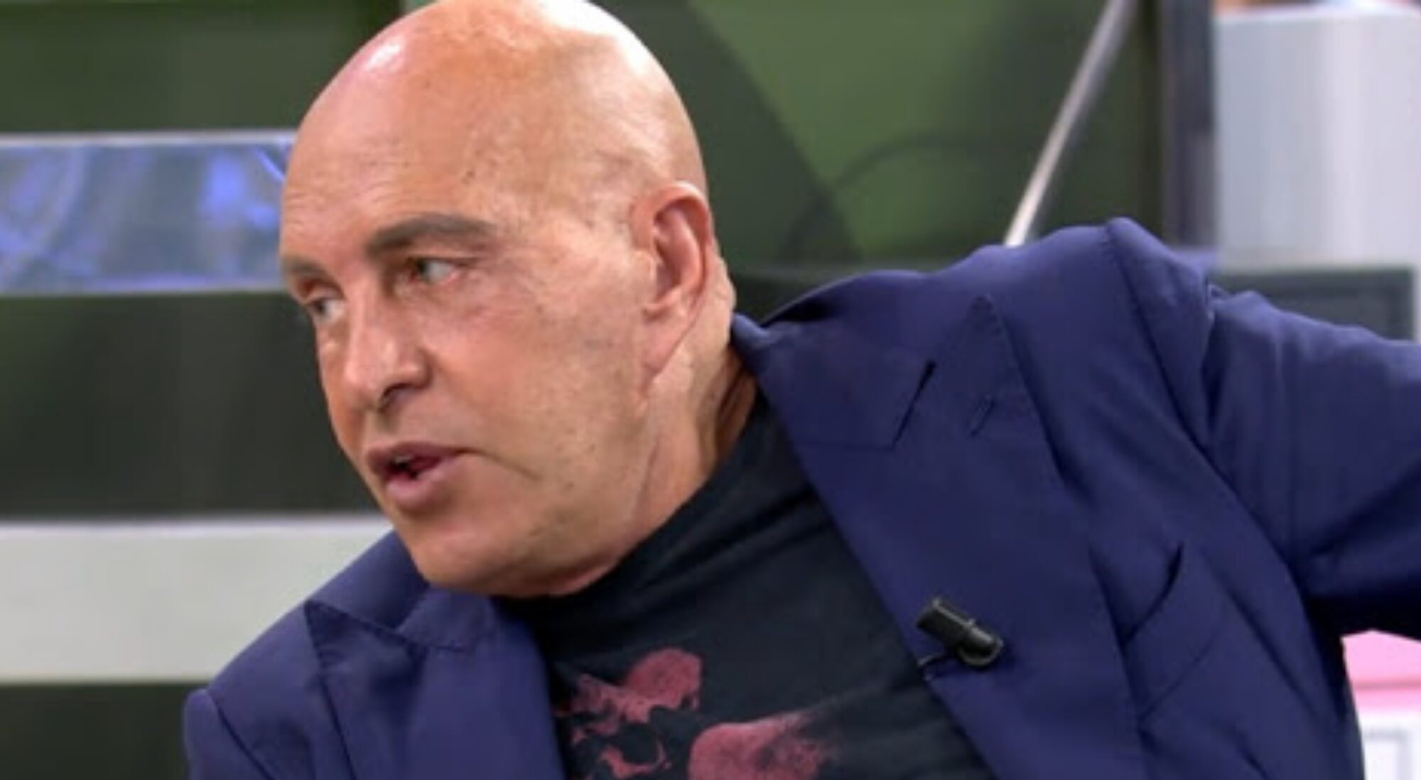 Kiko Matamoros sufre una subida de tensión en plató